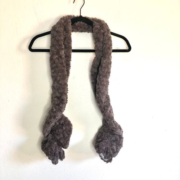 Talbots Faux Fur Ruched Gray Crinkle Small Neck Scarf Stole Wrap Neck Warmer - Picture 1 of 3